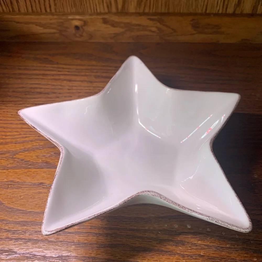 Pottery Barn Star-Shaped Bowl